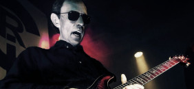 Conrad geht auf Hochzeitsreise